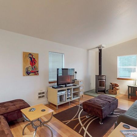 Mermaid Beach House バンドン エクステリア 写真
